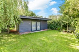 Photo 24- click for photo gallery